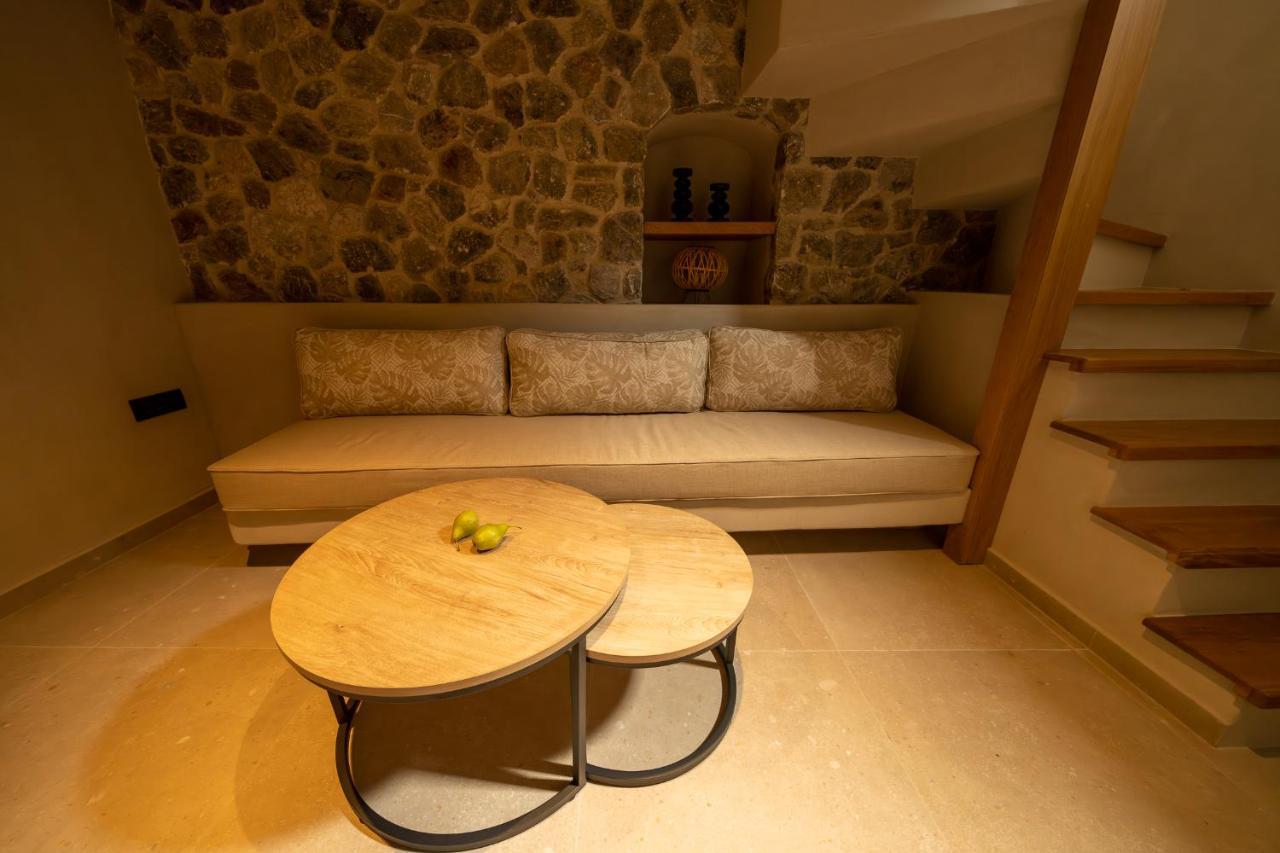 Alaya Suites Pyrgos Kallistis Exterior foto